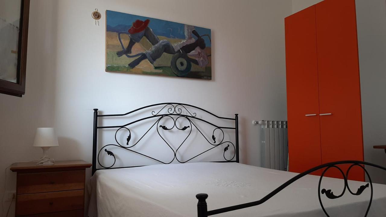 Casa Giulia Hotel Tiggiano Bagian luar foto